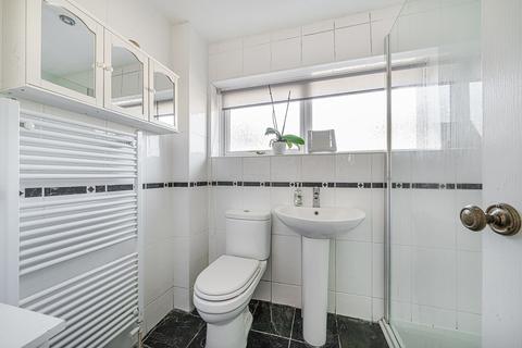16 Ryarsh Crescent, Orpington, BR6 9SQ