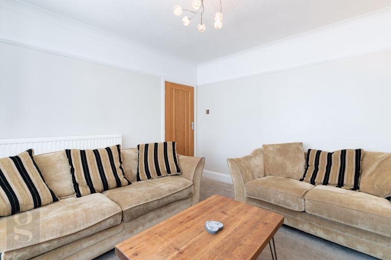 Seaton Avenue, Tupsley, Hereford, HR1... 5 bed semidetached house £