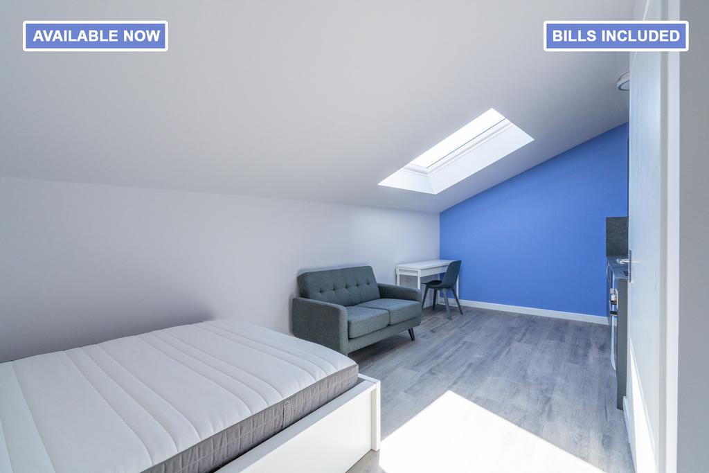 20/26 Duncan Street, Edinburgh, EH9 1SR Studio £1,360 pcm (£314 pw)