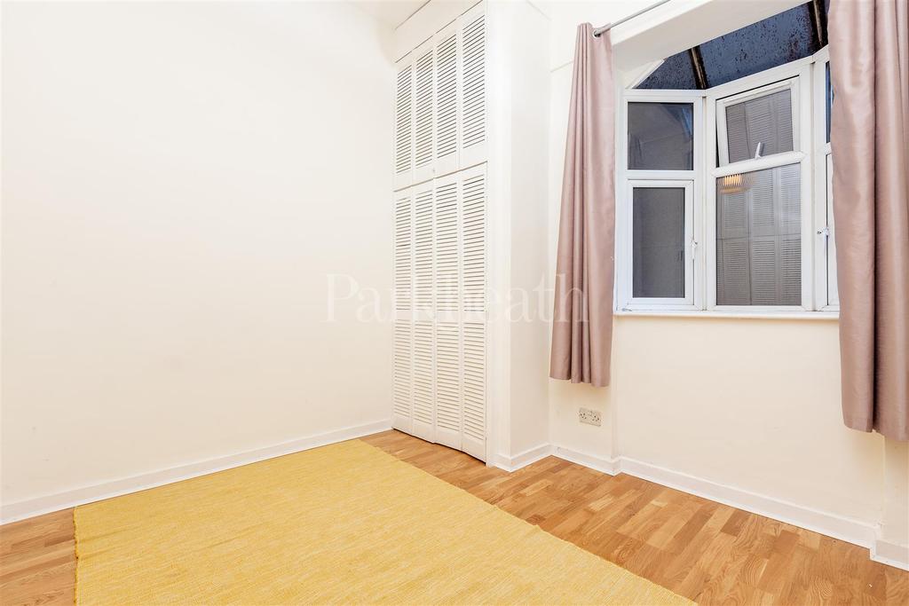 Finchley Road, Hampstead NW3 1 bed flat £1,800 pcm (£415 pw)