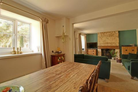36 Bath Road, Stonehouse, GL10 2JA