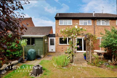 27 Pembridge Road, Bovingdon, Hemel Hempstead, HP3 0QN