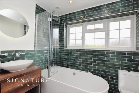 27 Pembridge Road, Bovingdon, Hemel Hempstead, HP3 0QN