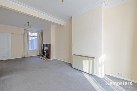 31 Castle Road, Grays, RM17 5YR