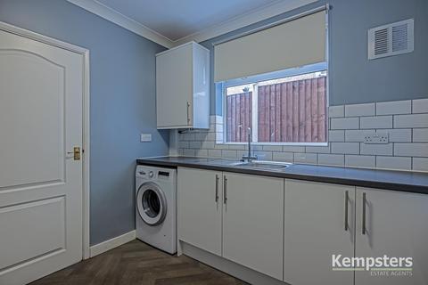 31 Castle Road, Grays, RM17 5YR