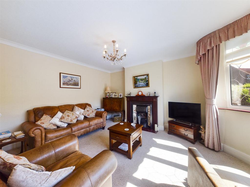 Main Street, Sewerby 3 bed detached house £295,000