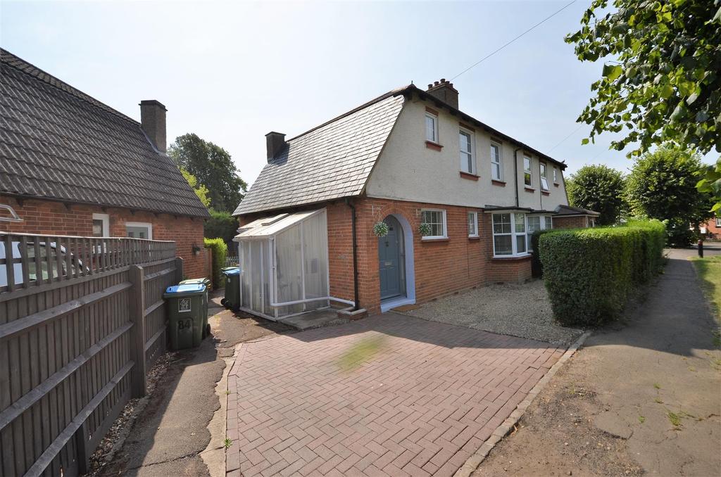 Walton Way, Aylesbury, HP21 3 bed house £360,000