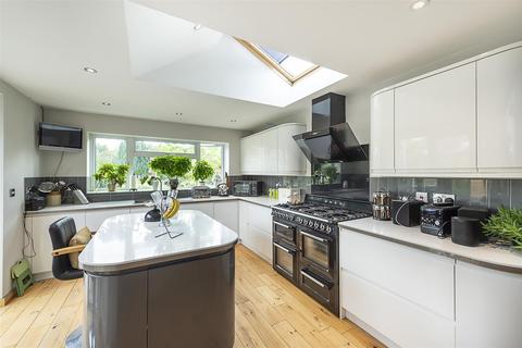 Hartland The Green, Peters Green, Luton, LU2 9QL