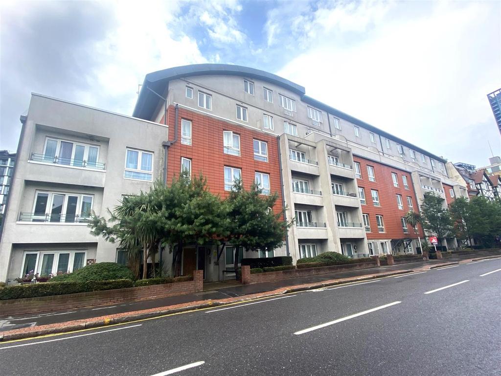 Park Lane, Croydon, Surrey 1 bed flat £230,000