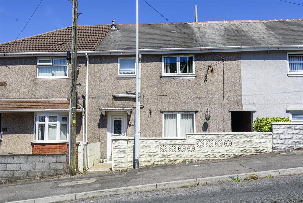 Eigen Crescent, Mayhill, Swansea 3 bed terraced house £110,000