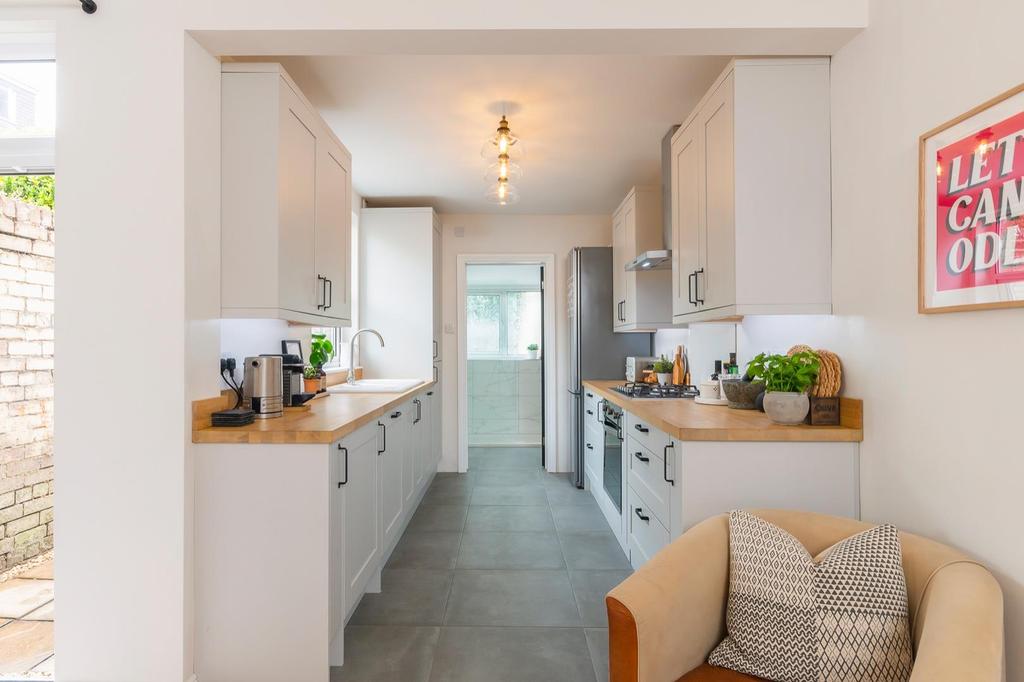 DAORYRUBMEP1 - Kitchen D.jpg