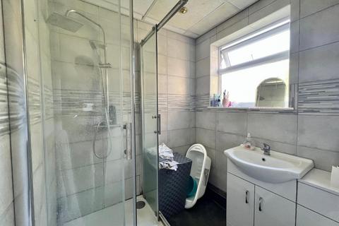 47 Dell Crescent, Northampton, NN3 8SG