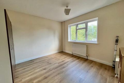 47 Dell Crescent, Northampton, NN3 8SG