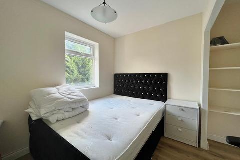 47 Dell Crescent, Northampton, NN3 8SG