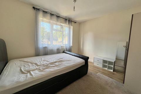 47 Dell Crescent, Northampton, NN3 8SG