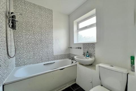 47 Dell Crescent, Northampton, NN3 8SG