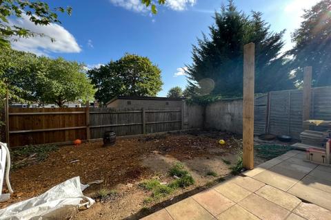 47 Dell Crescent, Northampton, NN3 8SG