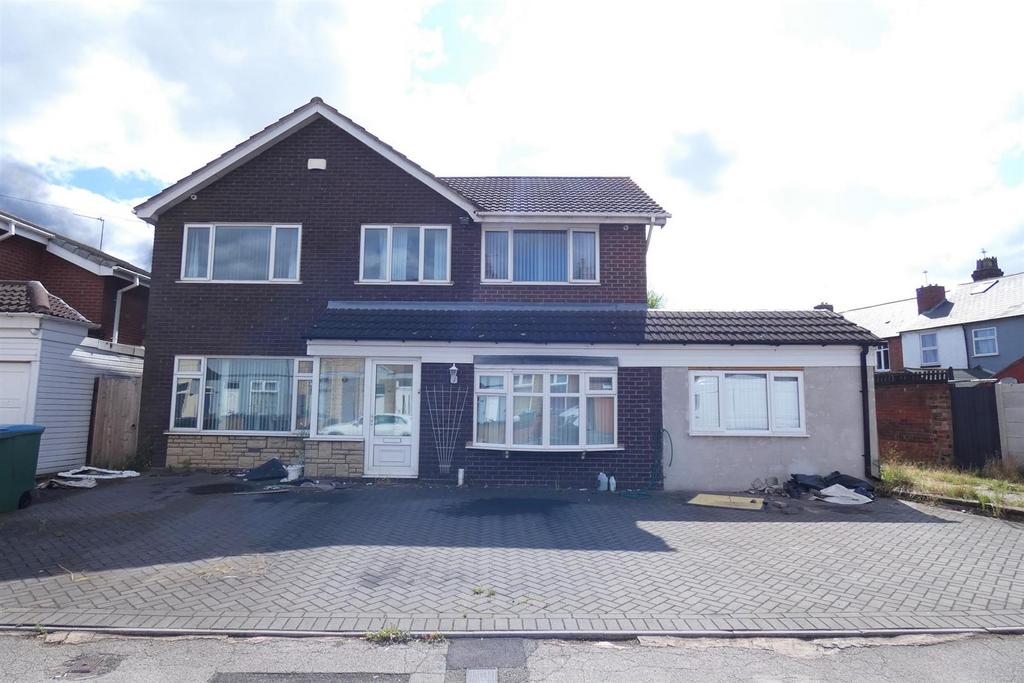 Vale Street, West Bromwich, Sandwell 4 bed detached house £400,000