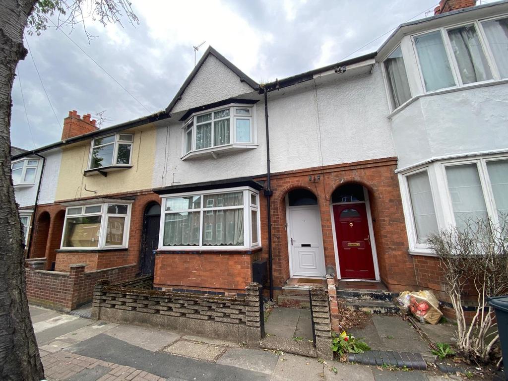 Fosse Road South, Leicester 4 bed terraced house for sale £285,000