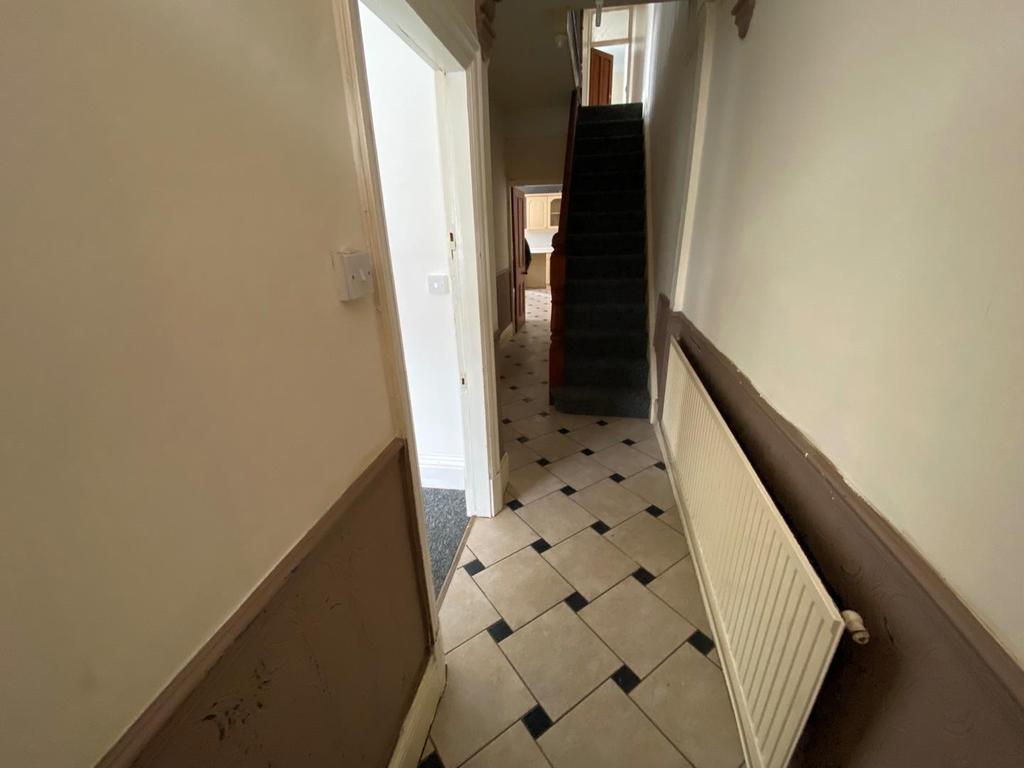 Fosse Road South, Leicester 4 bed terraced house for sale £285,000