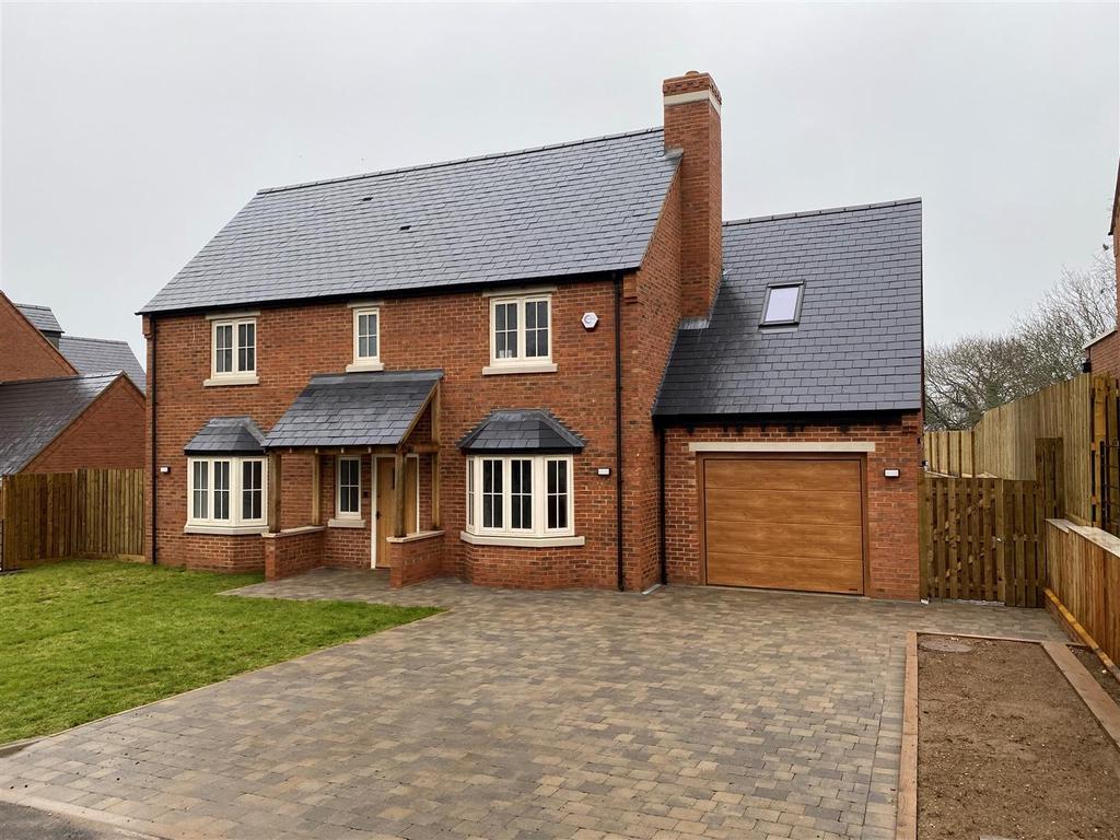 Broad Lane, Husbands Bosworth 4 bed detached house for sale £724,995