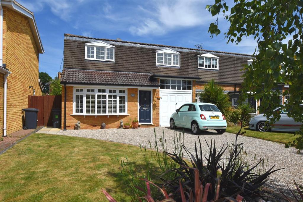The Chase, South Woodham Ferrers, Chelmsford 3 bed semidetached house