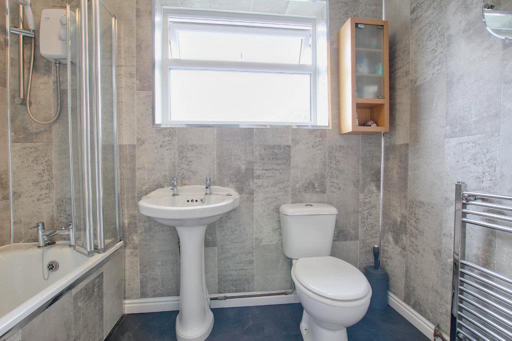 Bathroom/w.c.