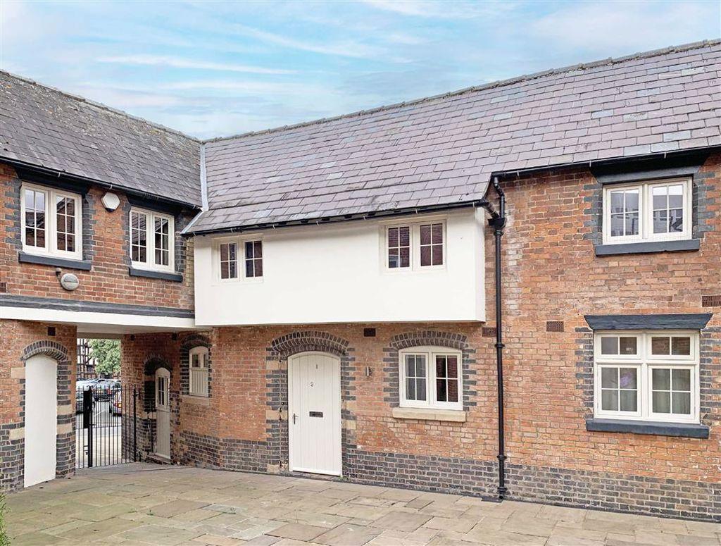 Cole Hall Mews, Shrewsbury, Shropshire 2 bed townhouse £995 pcm (£230 pw)