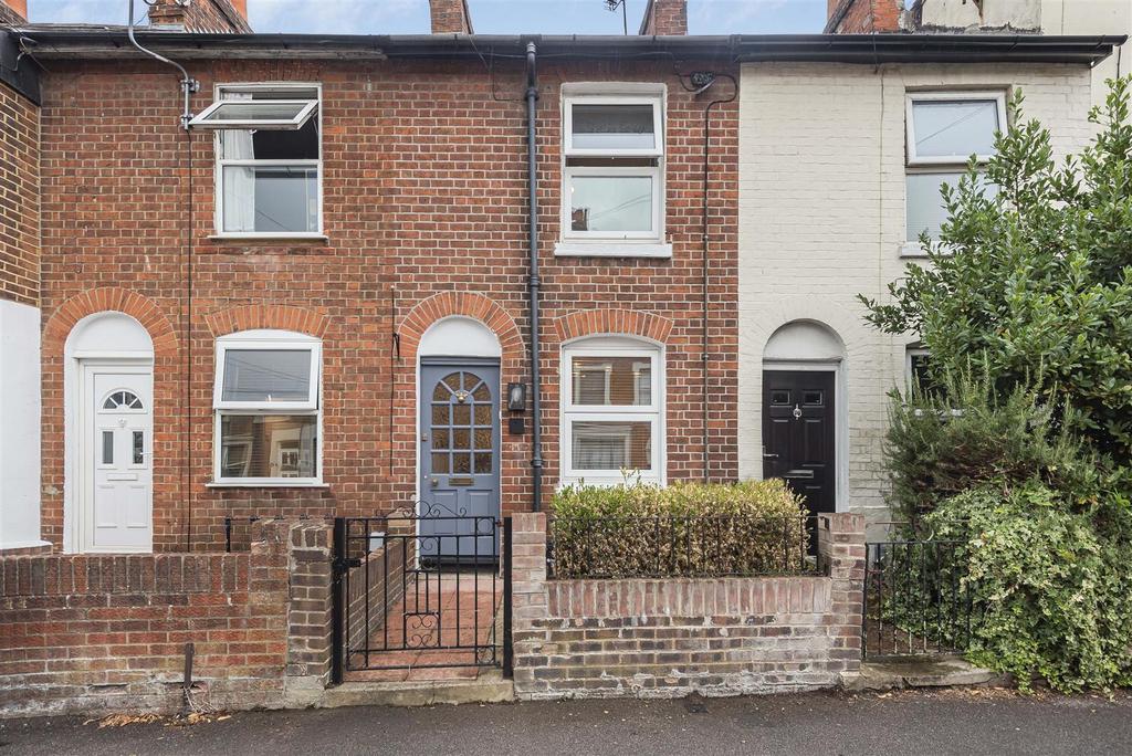 Watlington Street, Reading 2 bed terraced house for sale £330,000