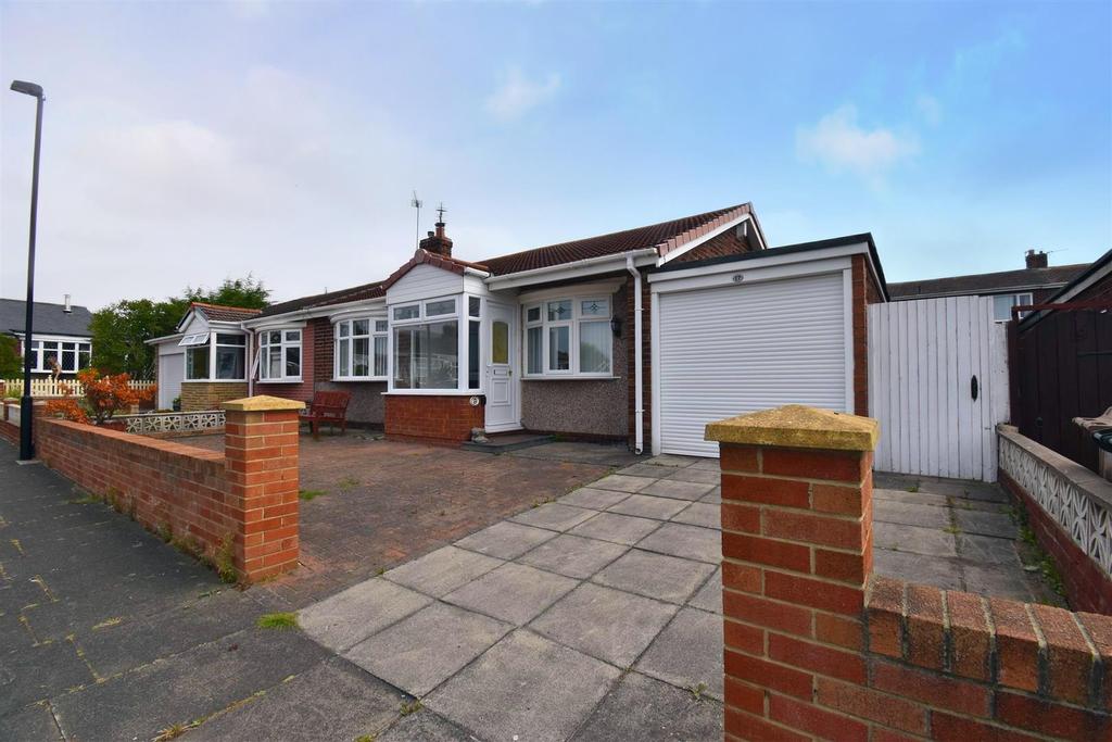 Brunswick Square, Shiremoor, Newcastle Upon Tyne 2 bed semidetached