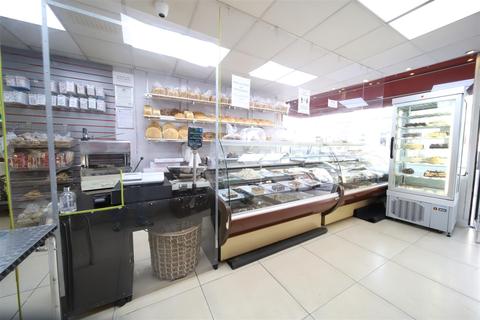 Property for sale, Green Lanes, London