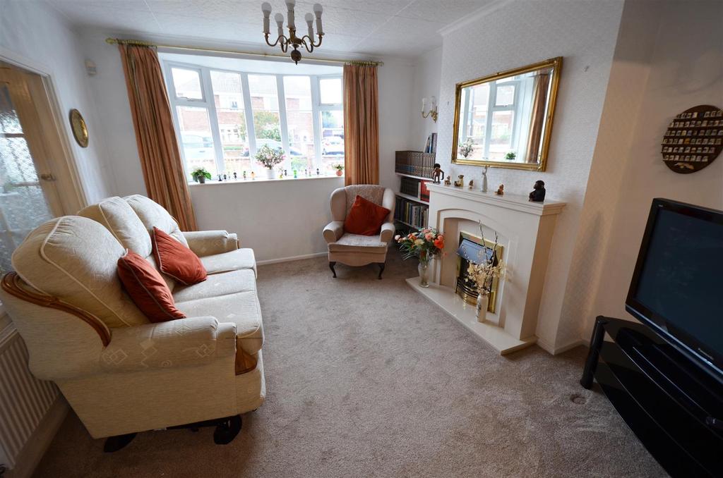 Heacham Drive, Leicester 3 bed semidetached house £260,000