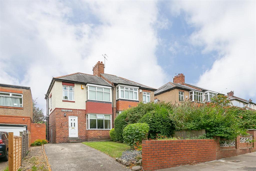 Hollywood Avenue, Gosforth, Newcastle Upon Tyne 2 bed semidetached
