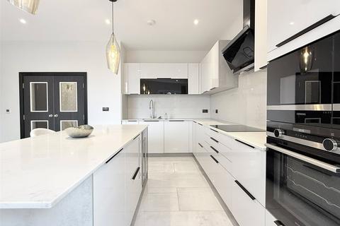 3 bedroom apartment to rent, Bergamot House, 52 Rowantree Road, Enfield, EN2