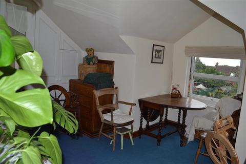 151 Bargates, Leominster, HR6 8QT