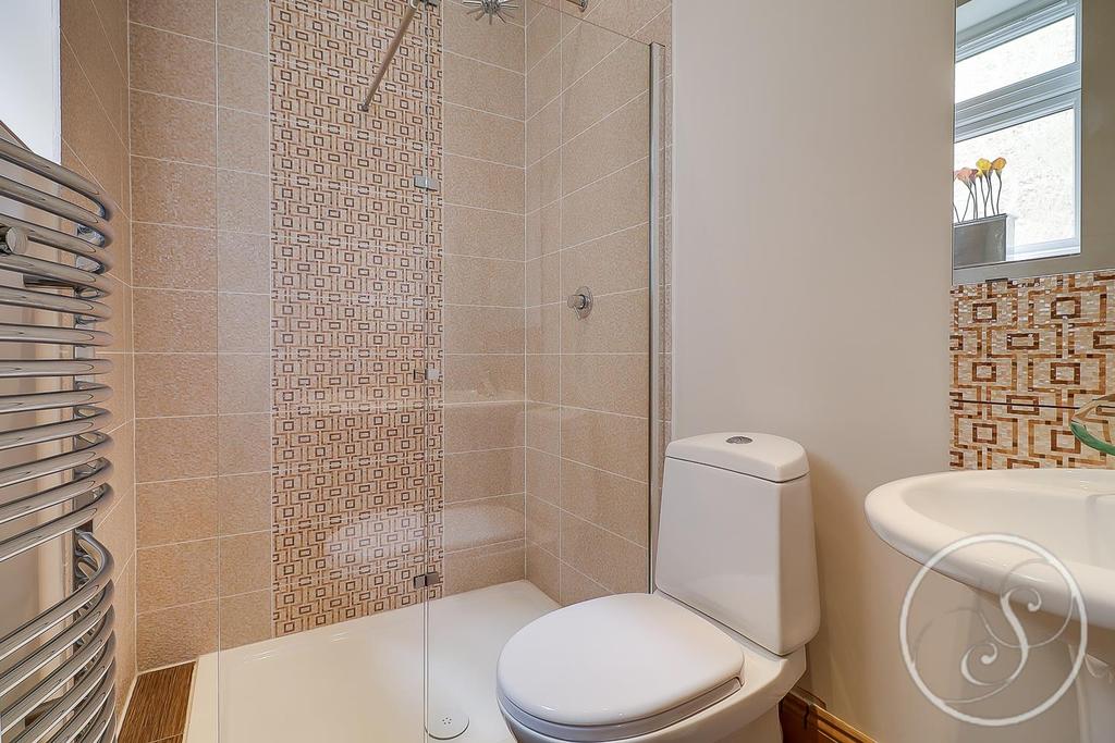 Ensuite Shower Room