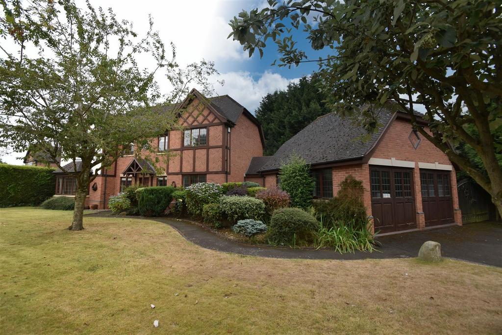 Keepers Lodge, Popes Lane, Tettenhall 4 bed detached house to rent £