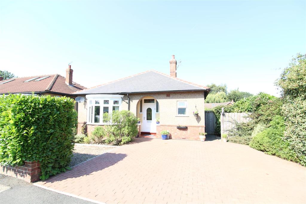 The Wayside, Hurworth, Darlington 3 bed detached bungalow £330,000