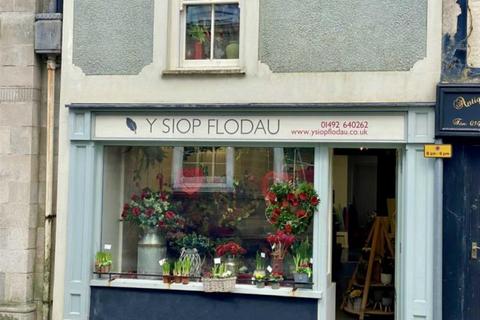 Shop for sale, Heol Yr Orsaf, Llanrwst