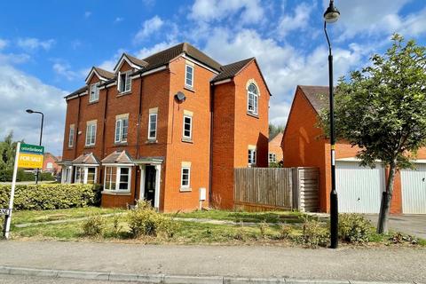 1 Badger Lane, Grange Park, Northampton, NN4 5DH
