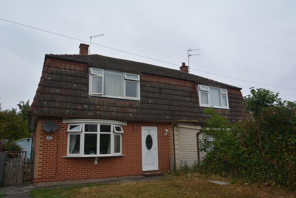 Escley Drive, Hereford, HR2 3 bed semidetached house for sale £160,000