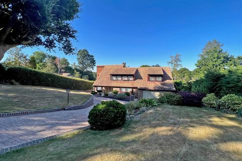4 bedroom detached house for sale, Stunning four double bedroom detached house in West Chiltington