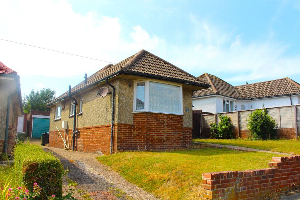 Fernwood Rise, Brighton BN1 5ER 2 bed detached house £1,550 pcm (£358 pw)