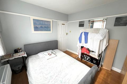 31 Constable Gardens, Edgware, HA8 5SF