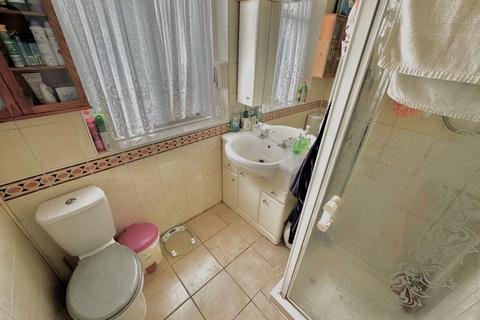 31 Constable Gardens, Edgware, HA8 5SF