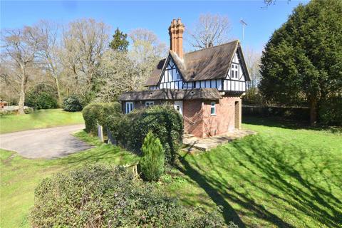 2 bedroom detached house for sale, Cobham Road, Cobham, KT11