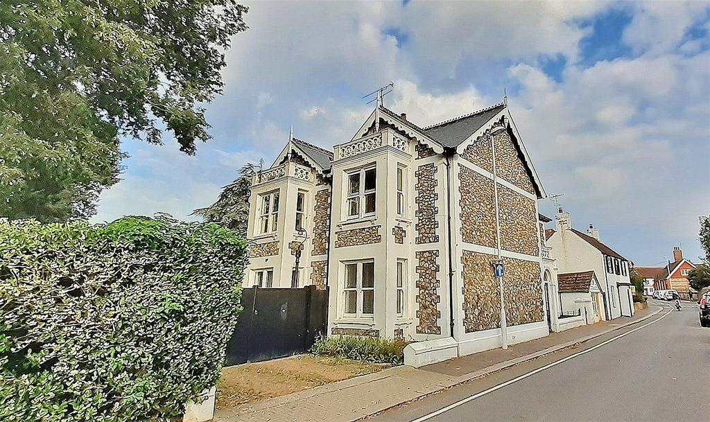 South Street, Tarring, Worthing, BN14 4 bed detached house £975,000