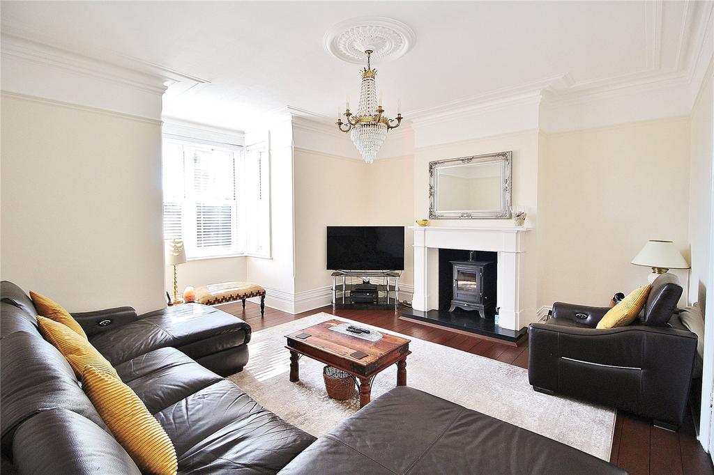 South Street, Tarring, Worthing, BN14 4 bed detached house £975,000
