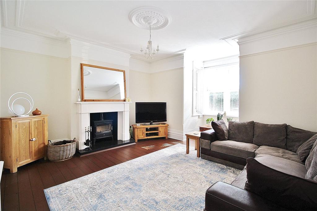 South Street, Tarring, Worthing, BN14 4 bed detached house £975,000