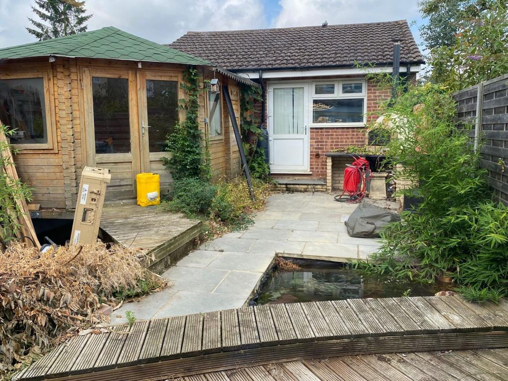 Towcester Road, Delapre, Northampton NN4 8LH 4 bed semidetached house for sale £350,000